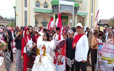 Ukir Prestasi Memukau, SDN Purwareja Sabet Juara 1 Karnaval Pembangunan dan Budaya Kecamatan Sematu Jaya